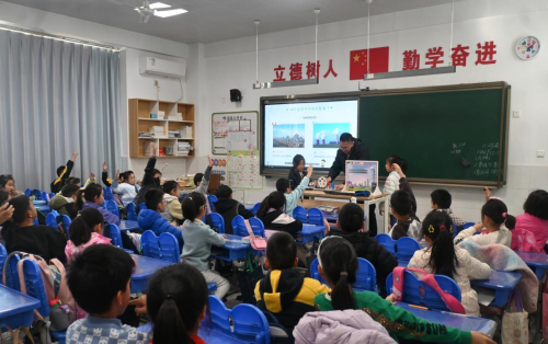 省电机工程学会联合举办科普进校园活动